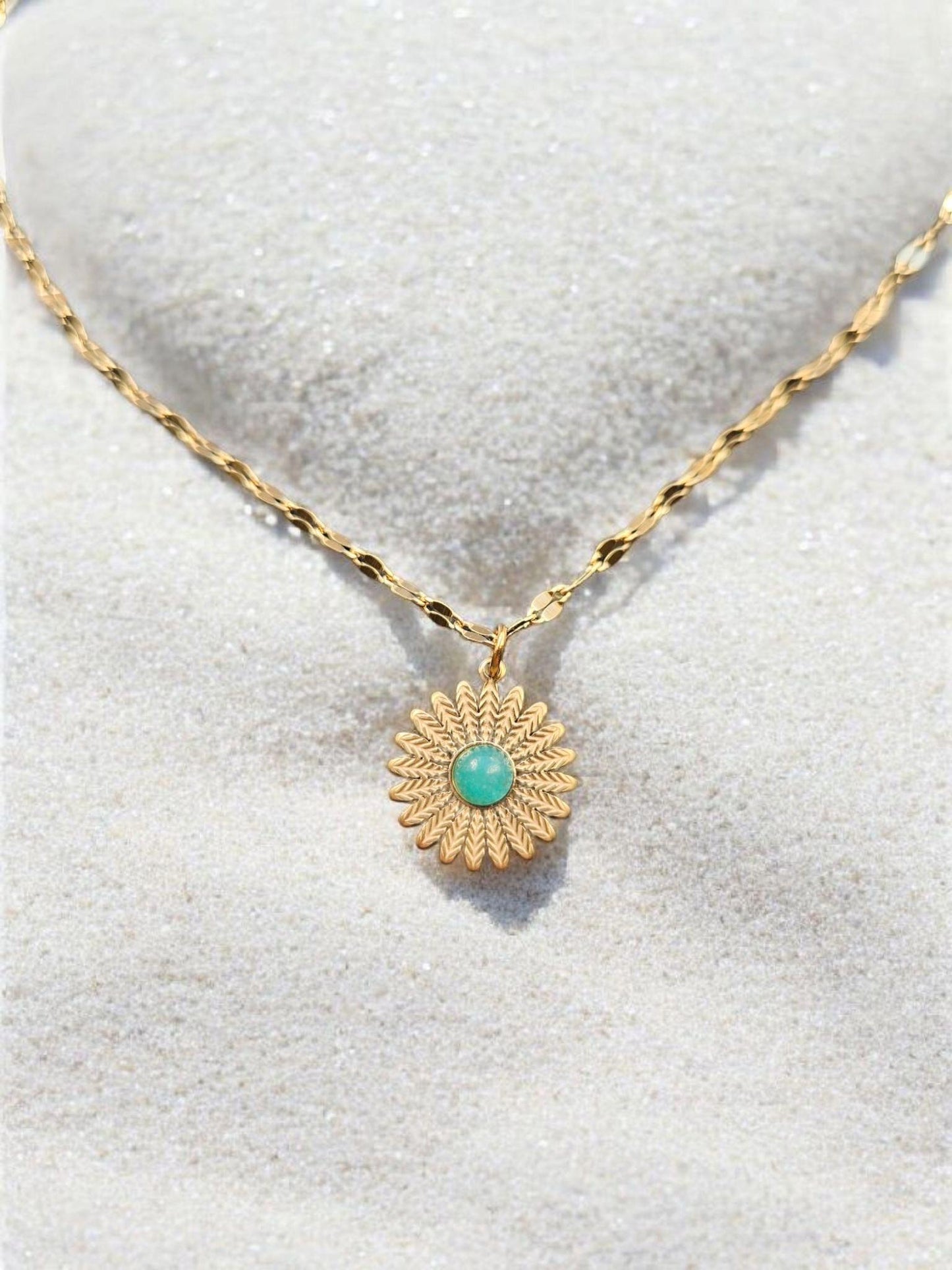 Daisy Necklace