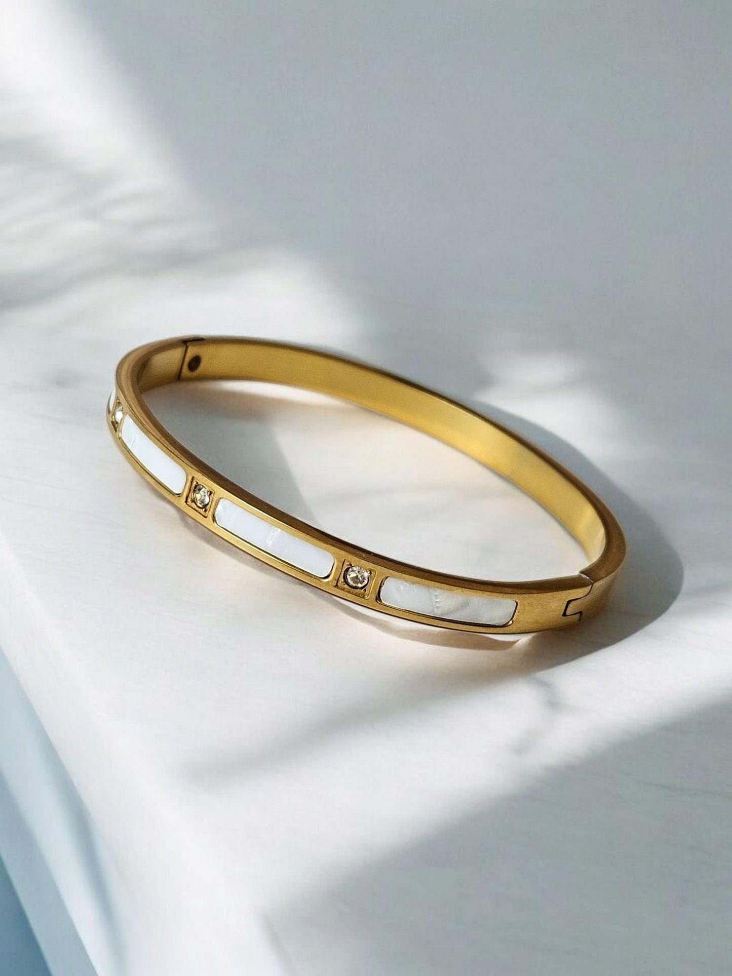 Cassie Bangle
