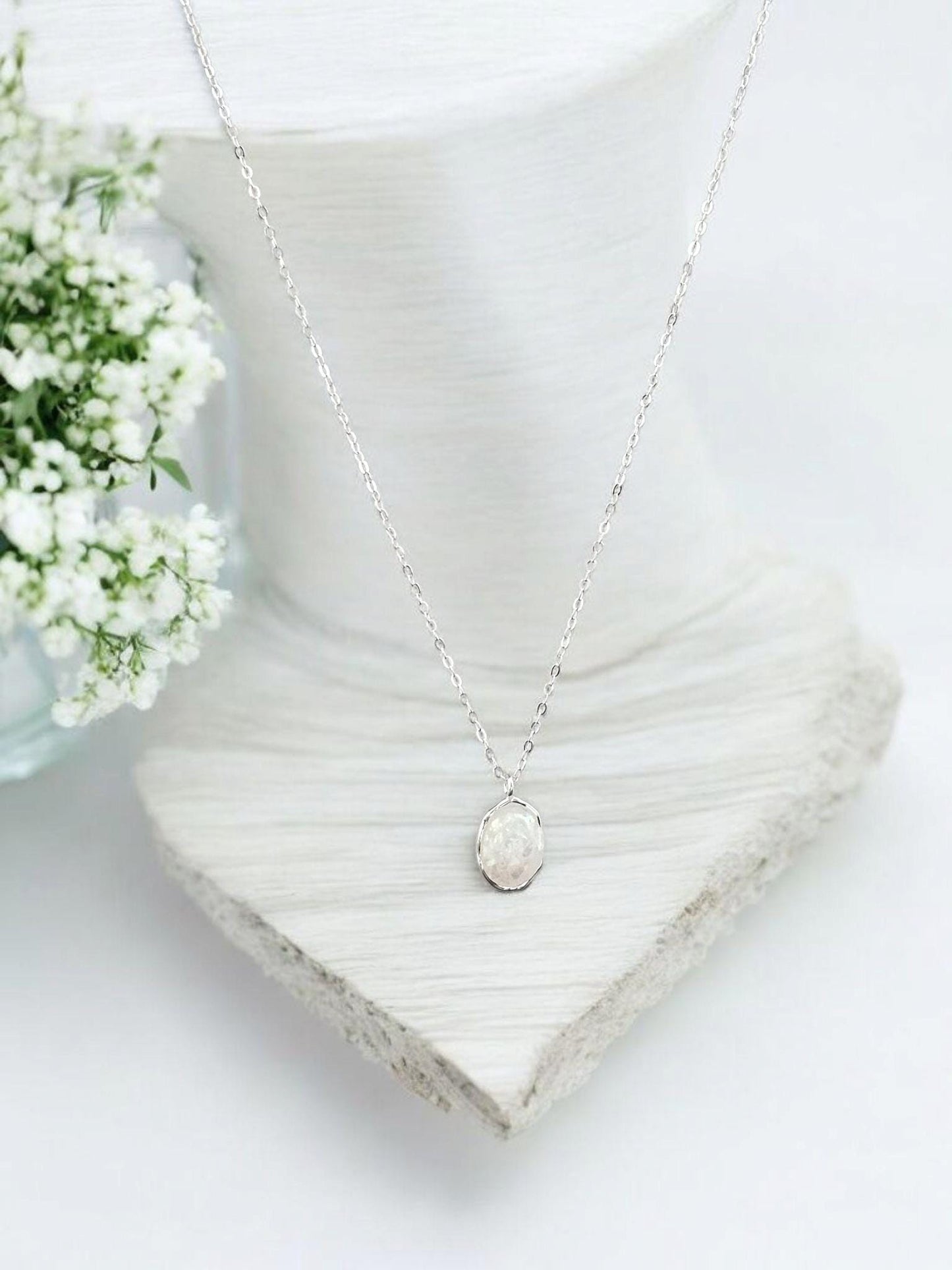 Elara Necklace