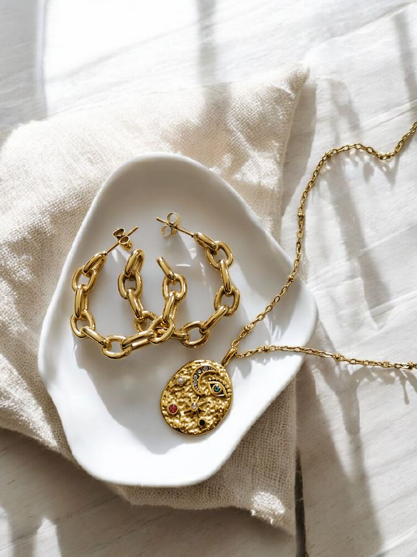 Astra Necklace