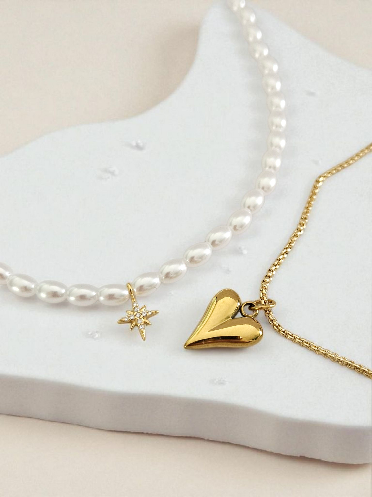 Nia Necklace