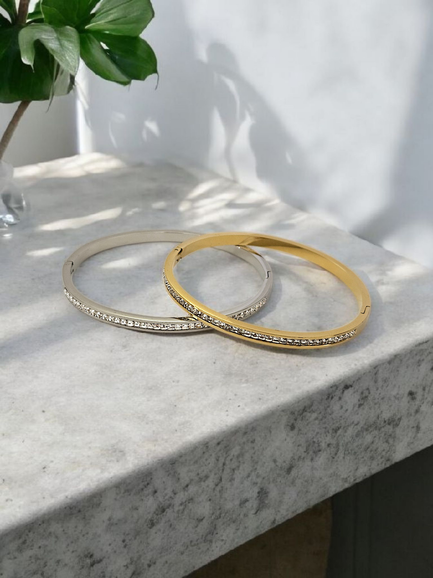 Rhea Gold Bangle