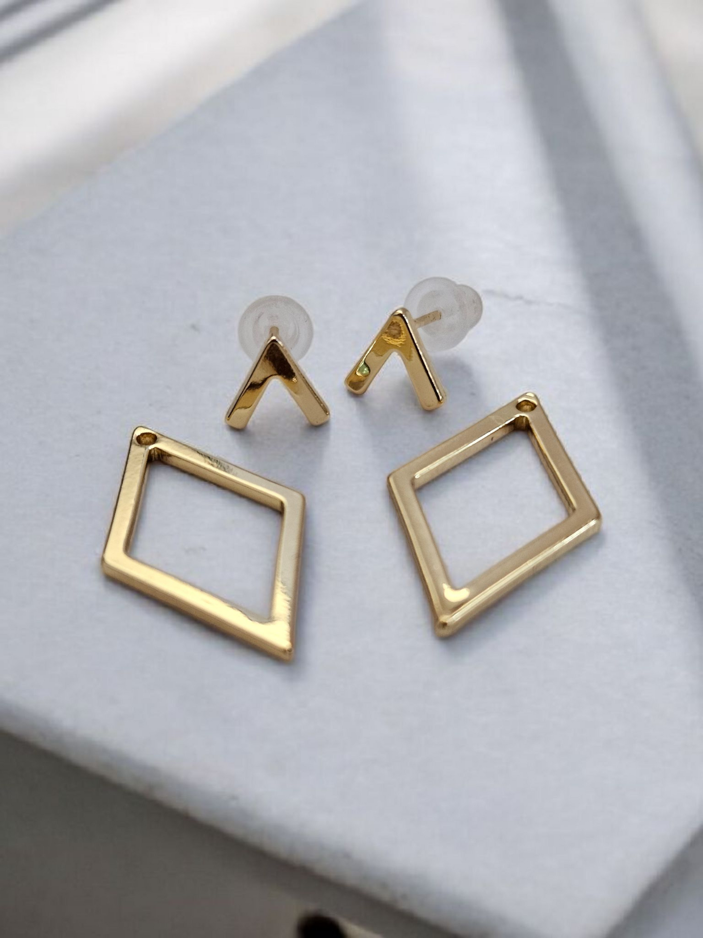 Ula Earrings Gold