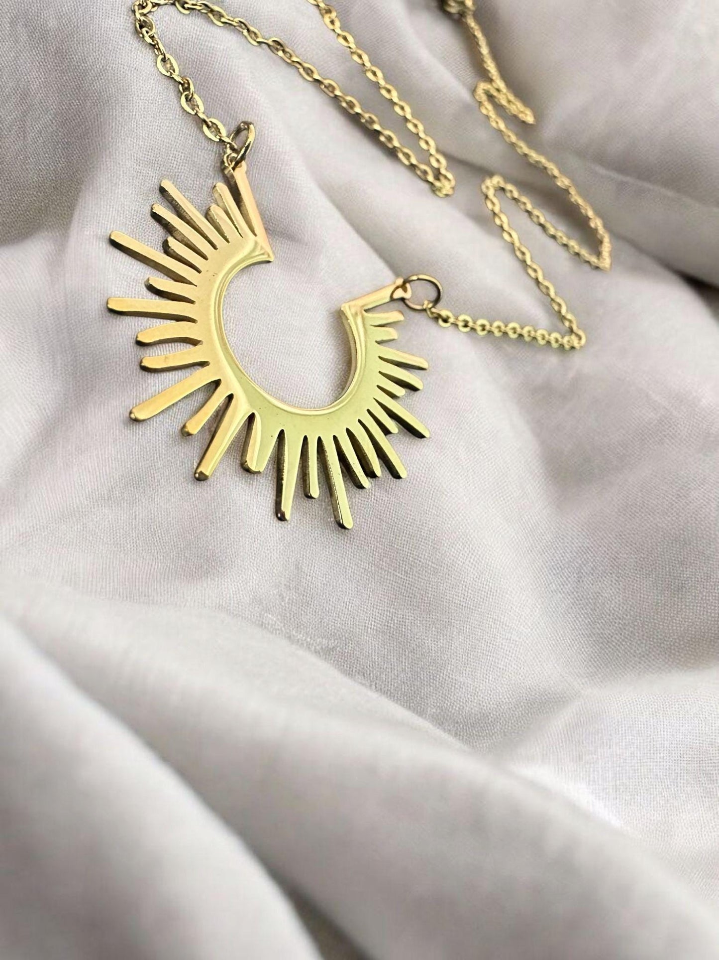 Megan Necklace