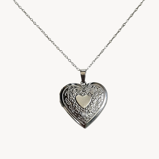 Belle Necklace