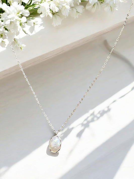 Elara Necklace