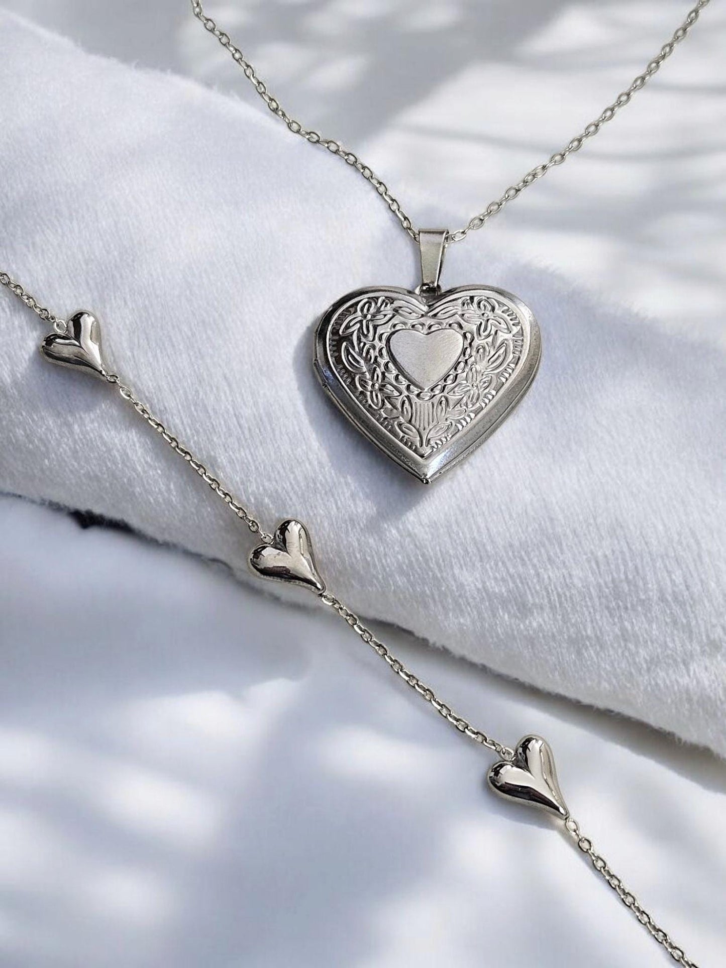 Belle Necklace