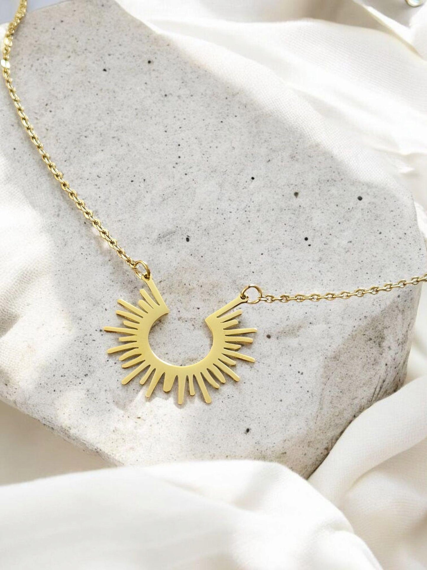 Megan Necklace